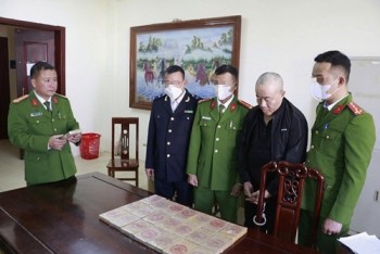'Chặt mắt xích' quan trọng trong đường dây ma túy lớn, thu giữ 22 bánh heroin