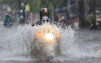 Dự báo thời tiết ngày 5/8: Miền Bắc sắp đón đợt mưa rất lớn, tâm điểm dồn dập nơi này