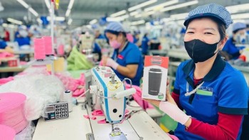 Thủ tướng yêu cầu doanh nghiệp trả đầy đủ lương, thưởng Tết cho người lao động