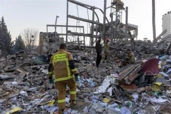 Tên lửa đạn đạo Iran tấn công căn cứ quân sự Mỹ lớn nhất Trung Đông