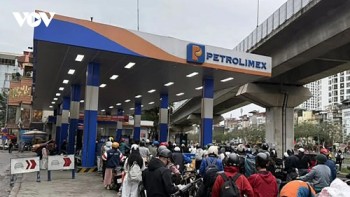 Giá xăng dầu ngày 14/3 giữ nguyên theo giá bán ngày 13/3