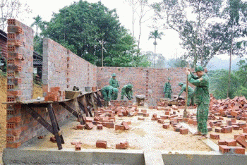 Xây mái ấm cho đồng bào Chứt nơi biên giới