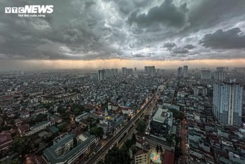 Dự báo thời tiết 18/4: Miền Bắc mát mẻ, chiều tối và đêm mưa dông vài nơi