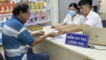 Bộ Nội vụ đề xuất tăng 8% lương hưu từ 1-7