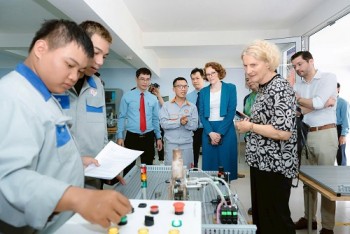 Đức đồng hành cùng giáo dục nghề nghiệp miền Trung sau bão lũ