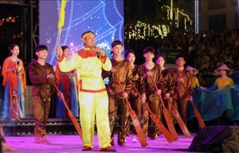 Thu hút khách du lịch biển bằng trải nghiệm văn hóa bản địa