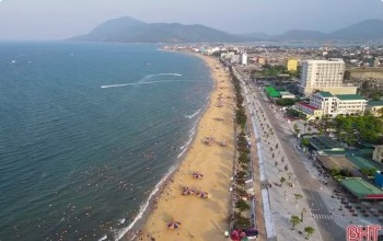 Biển Thiên Cầm - "tiếng đàn trời" nơi quê hương Hà Tĩnh