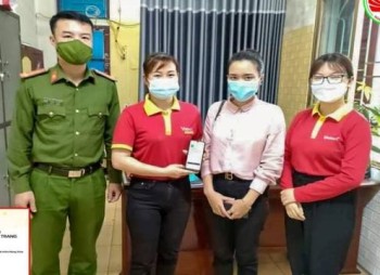 Mua hàng hết chưa đến 170 nghìn, nữ khách hàng sơ ý chuyển thành gần 167 triệu đồng