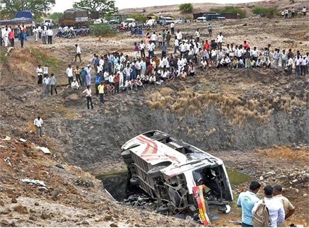 Ấn Độ: Tai nạn giao thông nghiêm trọng làm hơn 40 người chết