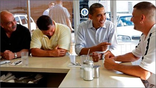 Chủ nhà hàng đột tử sau khi phục vụ bữa sáng cho ông Obama