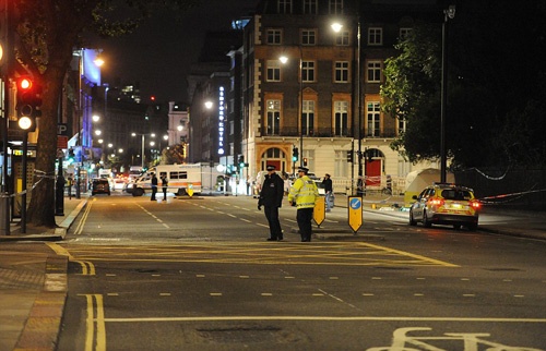 Tấn công bằng dao ở London, nhiều người thương vong