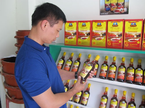 Hàng "made in Thailand" đội lốt nước mắm Phú Quốc, mì gói Việt