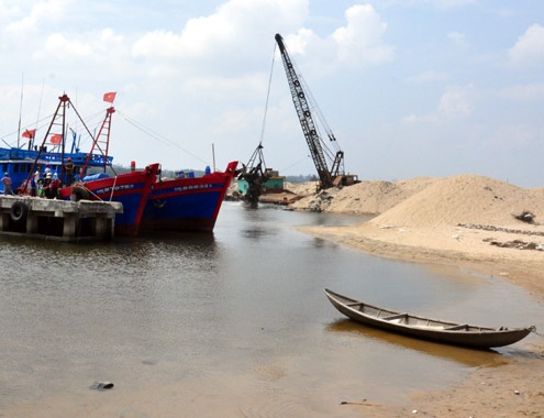 Gia hạn xuất khẩu cát nhiễm mặn tại Cty Bình Minh Vàng Vina