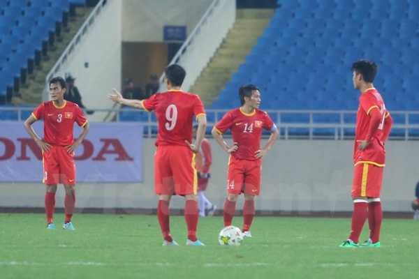 Hậu vệ “không muốn phòng ngự”, tuyển Việt Nam đại bại sân nhà