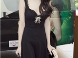 Thời trang của Hương Giang Idol tại HH chuyển giới khiến fan "sốt sình sịch"